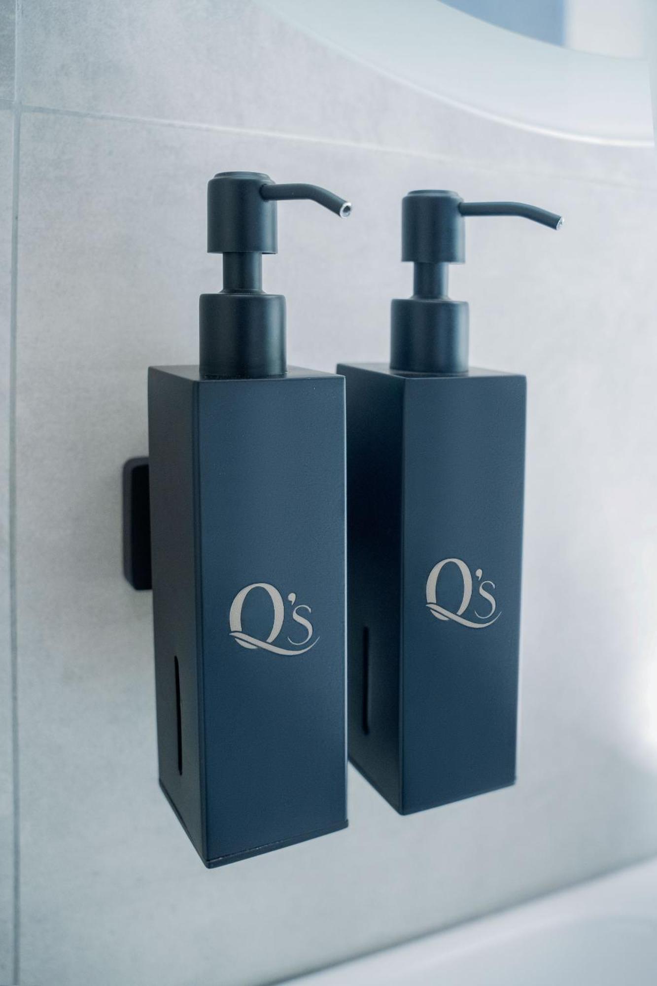 Q'S Boutique Stay Standerton 外观 照片